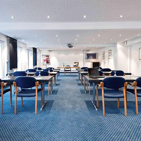 Mercure Am Entenfang 4* הנובר