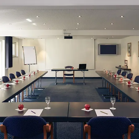 Mercure Am Entenfang 호텔 4*