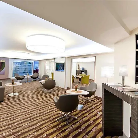 Mercure Am Entenfang מלון 4*