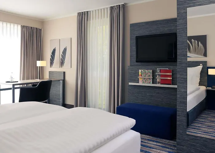 Mercure Am Entenfang Hotel 4*