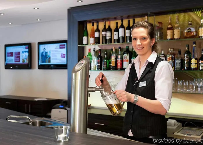 Hotel Mercure Am Entenfang 4*