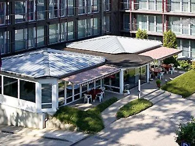 Hotel Mercure Am Entenfang 4*